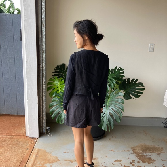 Ozma Linen River Vest like new - Picture 5 of 7